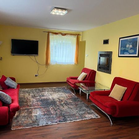 Apartament Plaza Z 2 Sypialniami I Salonem - 150 M Od Morza Appartement Kołobrzeg Buitenkant foto